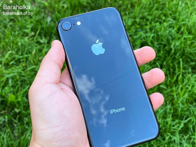 iPhone 8